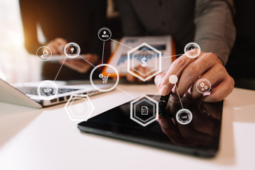 digital, marketing, media, seo, business, strategy, mobile, hand, network, background, computer, virtual, video, data, growth, screen, office, professional, laptop, online, modern, social, concept, te