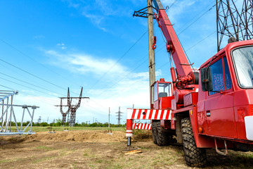 Installation of column for high-voltage electricity line