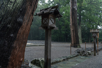 伊勢外宮 雨の古殿地の風景