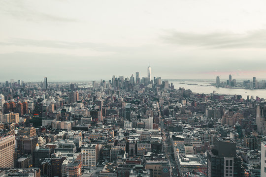Breathtaking Wide View of Manhattan, New York City Skyline right after Sunset © 21AERIALS