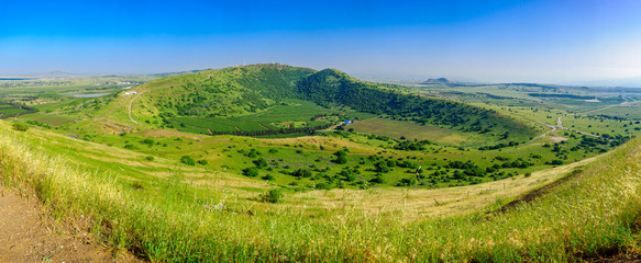 Fototapeta na wymiar Panoramic view of the Golan Heights landscape from Mount Bental