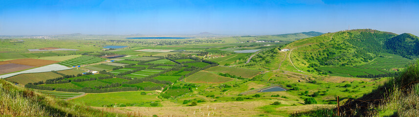 Fototapeta na wymiar Panoramic view of the Golan Heights landscape from Mount Bental