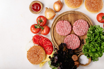 Homemade hamburger with fresh vegetables