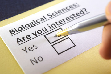 Obraz premium One person is answering question about biological sciences.