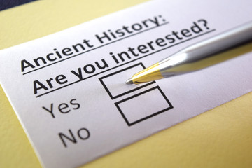 Obraz premium One person is answering question about ancient history.