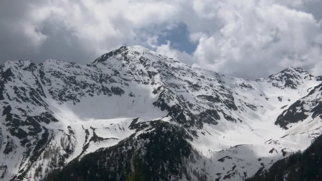 Osttirol, Innervillgraten, Deferegger Alpen, Villgrater Berge, Bergbauernhof, Landwirtschaft, Stra&szlig;e, Alm, Berg, Gipfel, Tal, Lienz, Riepenspitze, Schnee, bl&uuml;hen, wachsen, Schneeschmelze, Fr&uuml;hling, Fr