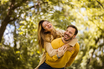 Fototapeta premium Love and summer adventure.