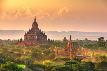 Fototapeta na wymiar Bagan, Myanmar Ancient Temples