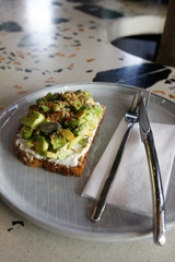 asparagus on toast