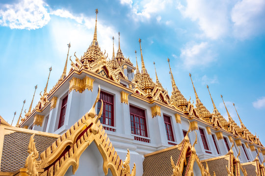 Wat Ratchanatdaram Temple, name of this " Wat Ratchanatdaram " and known as "Laho Prasat" in local people