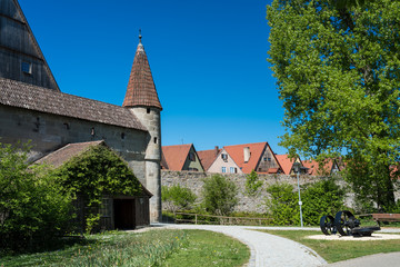 Fototapeta na wymiar Turm der ehemaligen Stadtmühle in Dinkelsbühl