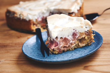 Veganer Rhabarberkuchen