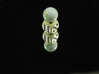 Dice game cube fun sides points numbers