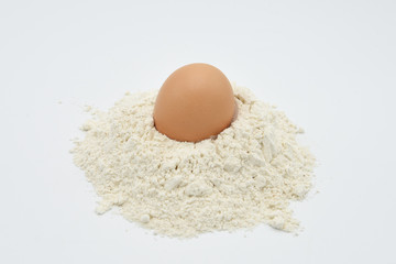 farina integrale uova pasta fare torta dolci 