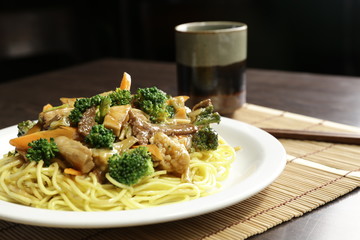 Spaghetti with vegetables