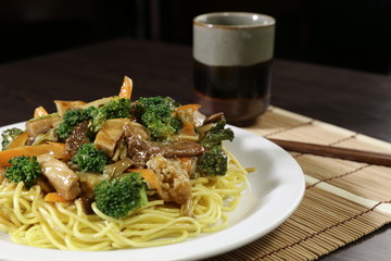 Spaghetti with vegetables