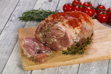 Chicken roll with herbs