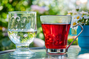 ティーセット　ハーブティーとミネラルウォーター