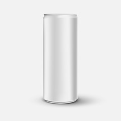 Blank 3d realistic aluminium can mock up, high detailed beer metal can isolated on white background