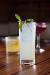 cocktails making