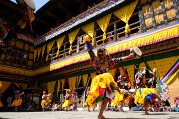 Bhutan Mask Dance Festival, Tsechu in Paro Dzong (Rinpung Dzong Monastery) Bhutan - obrazy, fototapety, plakaty
