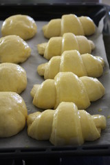 CROISSANT PRIMA DELLA COTTURA