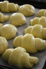 CROISSANT PRIMA DELLA COTTURA