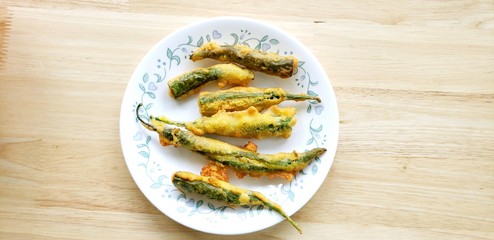 vegetarian green chili pakoda_by vijay parekh