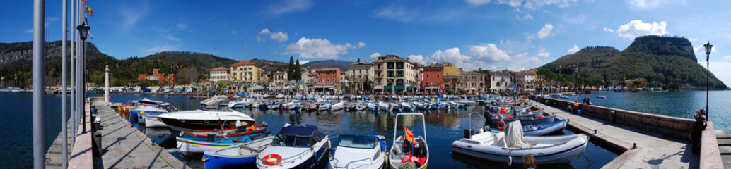 Fototapeta premium marina in the town of Limone at the shore of Lake Garda