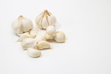 白バックのニンニク