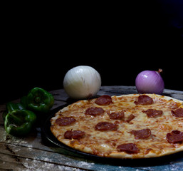 Pizza Pepperoni y Vegetales 