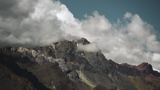 WS T/L mountains and clouds in Cusco Peru