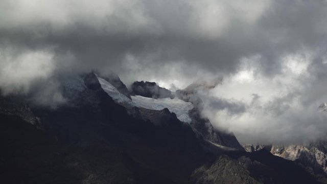 WS T/L mountains and clouds in Cusco Peru