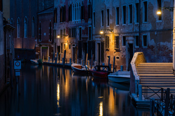 Fototapeta na wymiar water canal at dusk in Venice Italy