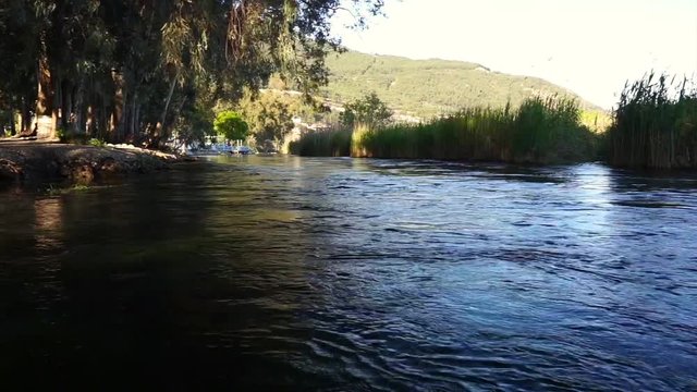 Stream flowing very clean on a beautiful day,