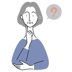 不思議に思う様子の年配女性
