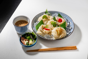 そうめん　ひやむぎ　Japanese very thin noodle(Somen)