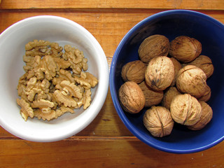 Frutos secos: Nueces: con cáscara y sin cáscara: Alimentación Saludable 