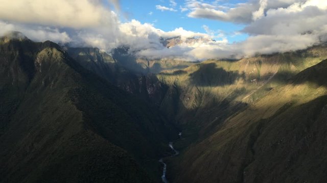 WS T/L mountains and clouds in Cusco Peru