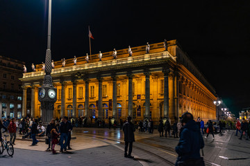 Obraz premium Grand Theatre, Place de la Comedie at night in Bordeaux, France
