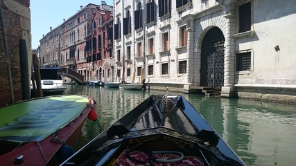 Fototapeta na wymiar gondole à Venise