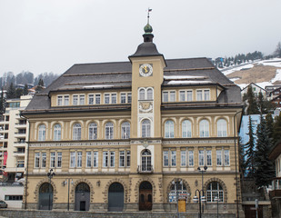 Obraz premium Hhistorical building in the middle of Saint Moritz