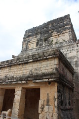 中米　世界有数のマヤ遺跡　チチェンイツアー(メキシコ<ユカタン半島>)