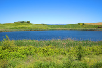 lakes created by meteorite fall ,Twin lakes Zerelia or Zirelia are two circular lakes, located 4 km southwest of the city of Almyros in Greece, at an altitude of 130 meters from the sea. 