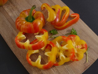 Geschnittene Tigerpaprika