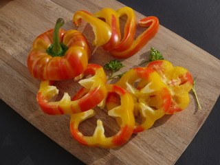 Geschnittene Tigerpaprika