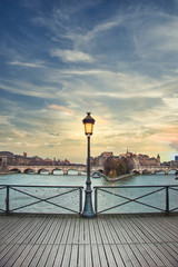 Pont  des  arts