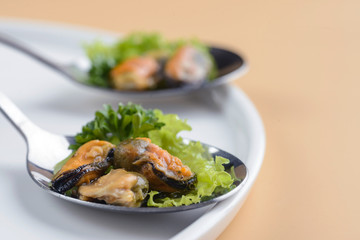 snack of mussels