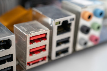 Computer IO USB und Ethernet