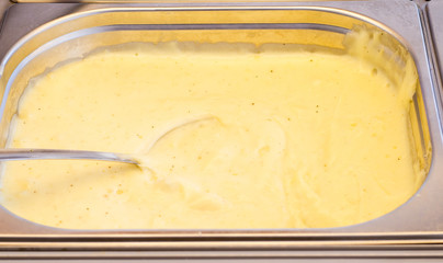 mashed potatoes bain marie pot